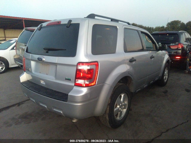 2010 FORD ESCAPE XLT VIN: 1FMCU0DG1AKC52205