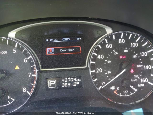 5N1AR2MM5EC733648 Nissan Pathfinder Sv