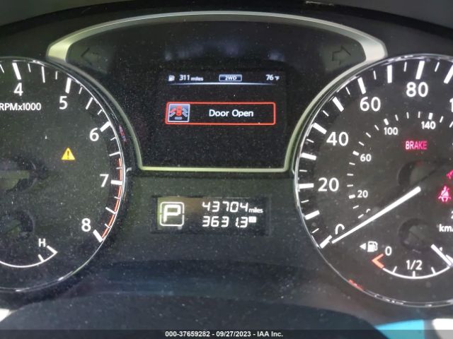 5N1AR2MM5EC733648 Nissan Pathfinder Sv