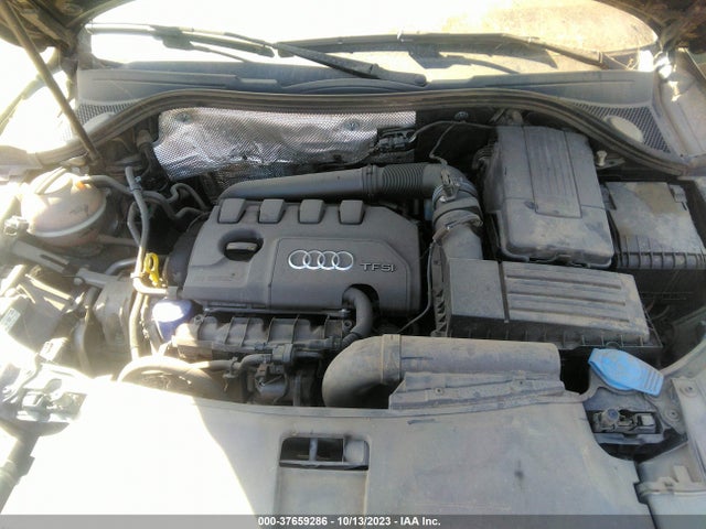 WA1BFCFS4FR011938 Audi Q3 2.0t Premium Plus