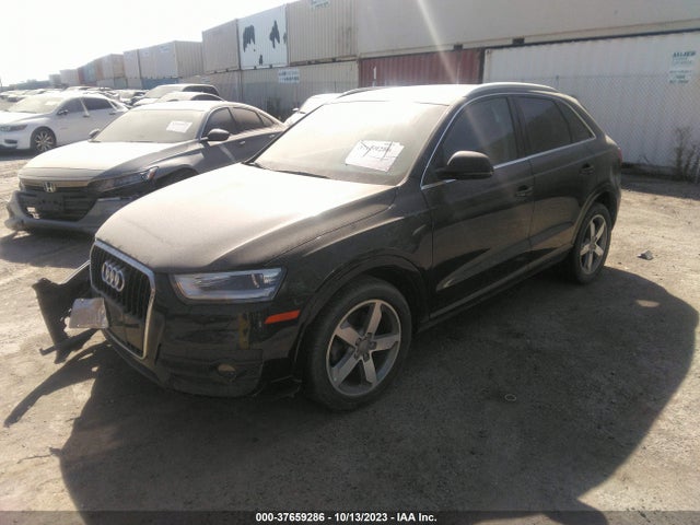 WA1BFCFS4FR011938 Audi Q3 2.0t Premium Plus