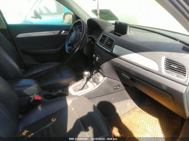 WA1BFCFS4FR011938 Audi Q3 2.0t Premium Plus