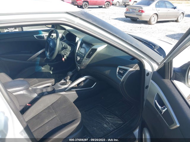 2015 HYUNDAI VELOSTER VIN: KMHTC6AD1FU238588