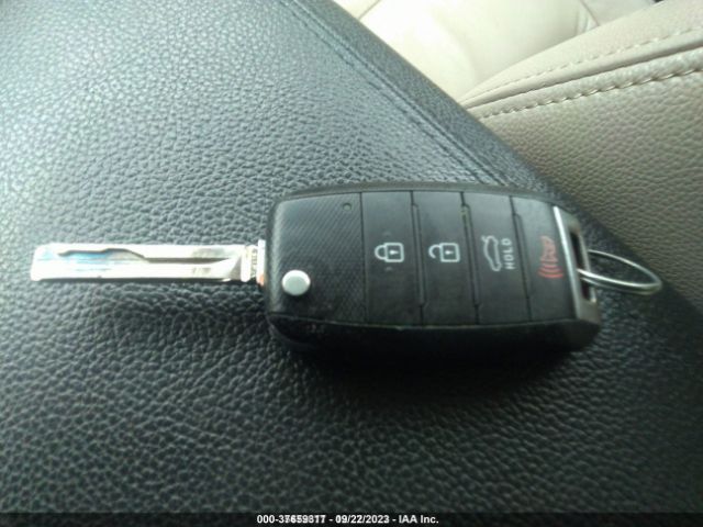 5XXGM4A76FG378434 KIA Optima Lx