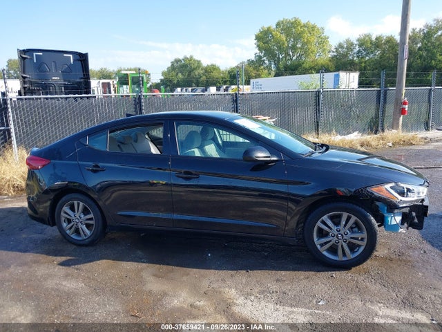 2017 HYUNDAI ELANTRA SE VIN: 5NPD84LF9HH018187