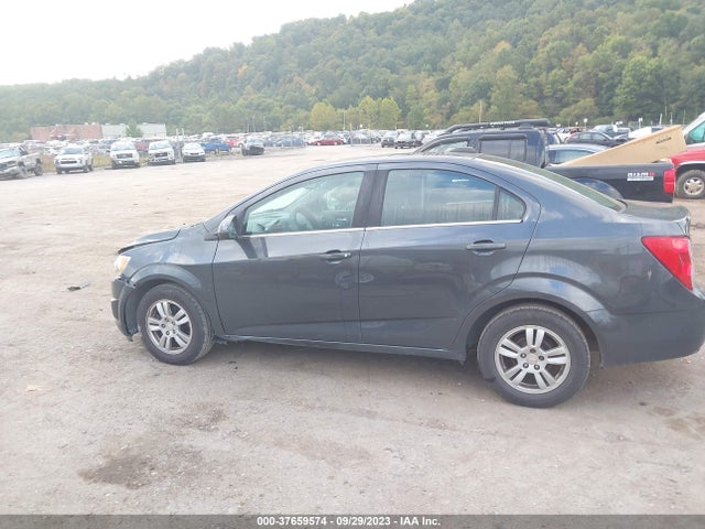 Chevrolet SONIC LT 2016 1G1JC5SH1G4185019 Image 14