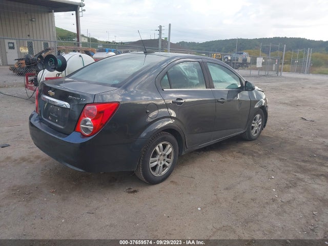 Chevrolet SONIC LT 2016 1G1JC5SH1G4185019 Image 4