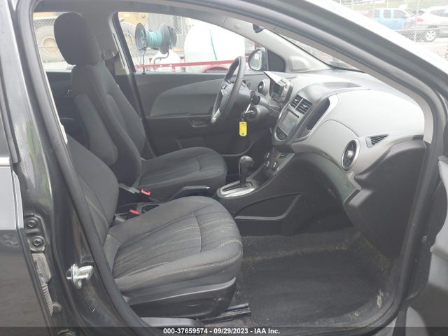 Chevrolet SONIC LT 2016 1G1JC5SH1G4185019 Image 5