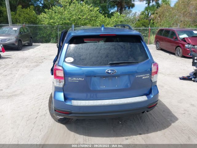 JF2SJAECXHH574182 Subaru Forester Premium