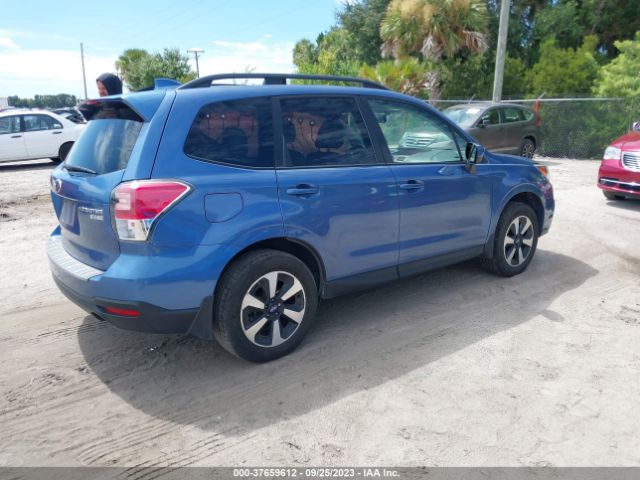 JF2SJAECXHH574182 Subaru Forester Premium