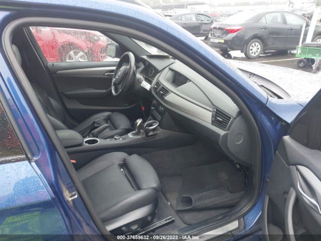 2015 BMW X1 WBAVL1C5XFVY38443 Photo 4