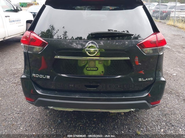 2018 NISSAN ROGUE SL VIN: JN8AT2MVXJW310205
