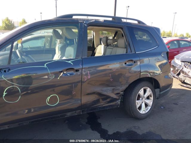 JF2SJARC4FH423085 Subaru Forester 2.5i Limited