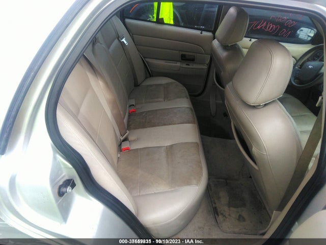 2008 FORD CROWN VICTORIA LX VIN: 2FAFP74V88X132494