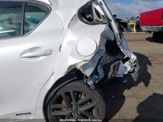 JTHKD5BH4F2230293 Lexus Ct 200h Hybrid