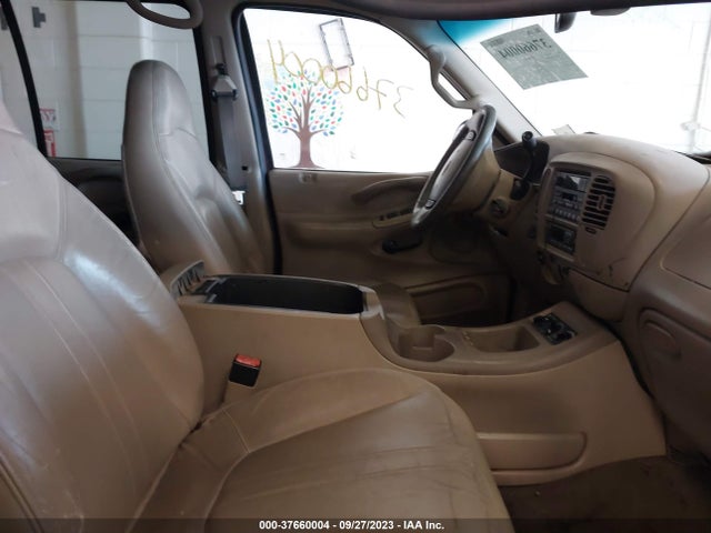 2001 FORD EXPEDITION EDDIE BAUER VIN: 1FMPU18L81LB44480