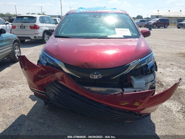 Toyota SIENNA XLE 2021 5TDJRKEC3MS011909 Image 11