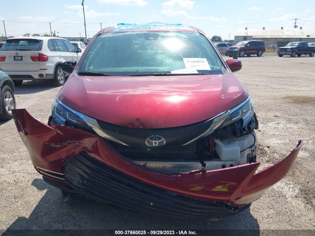 Toyota SIENNA XLE 2021 5TDJRKEC3MS011909 Image 6