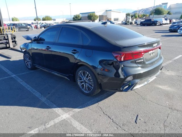 3KPF54AD9PE632453 KIA Forte Gt-line