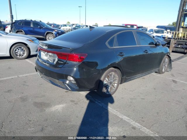 3KPF54AD9PE632453 KIA Forte Gt-line
