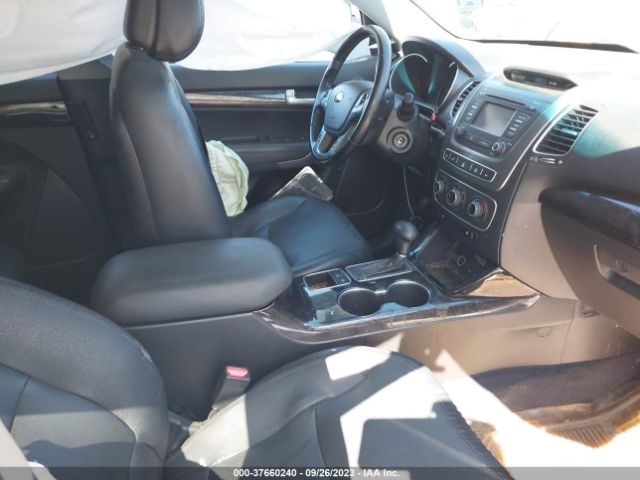 5XYKT3A68EG439100 KIA SORENTO LX