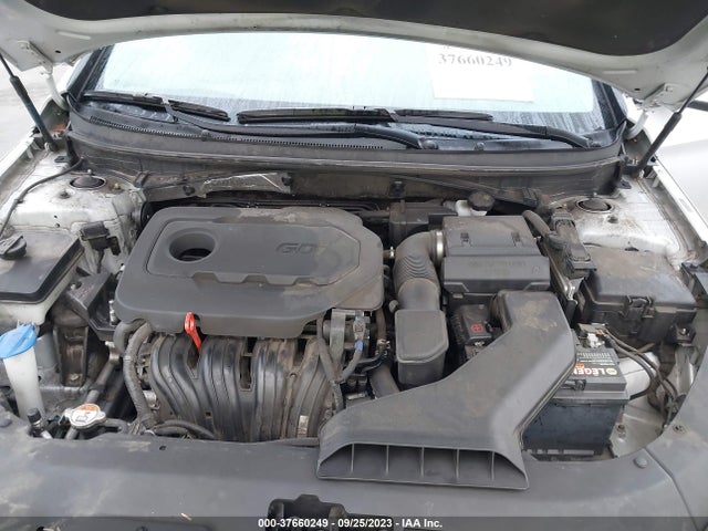 Hyundai SONATA SE 2018 5NPE24AF6JH700572 Image 17