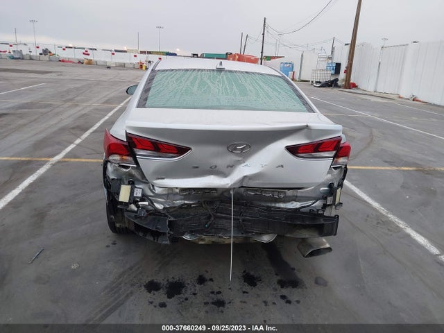 Hyundai SONATA SE 2018 5NPE24AF6JH700572 Image 13