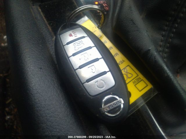 5N1AT2MV4JC771568 Nissan ROGUE SV