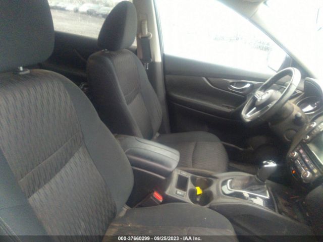 5N1AT2MV4JC771568 Nissan ROGUE SV