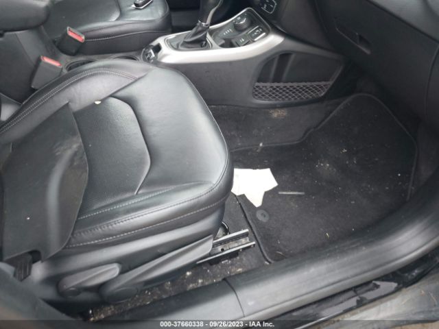 3C4NJDCB4KT675492 Jeep Compass High Altitude