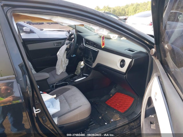 2019 TOYOTA COROLLA LE VIN: 2T1BURHE9KC227956