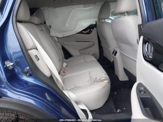 JN1BJ1BW8NW488098 Nissan Rogue Sport Sv