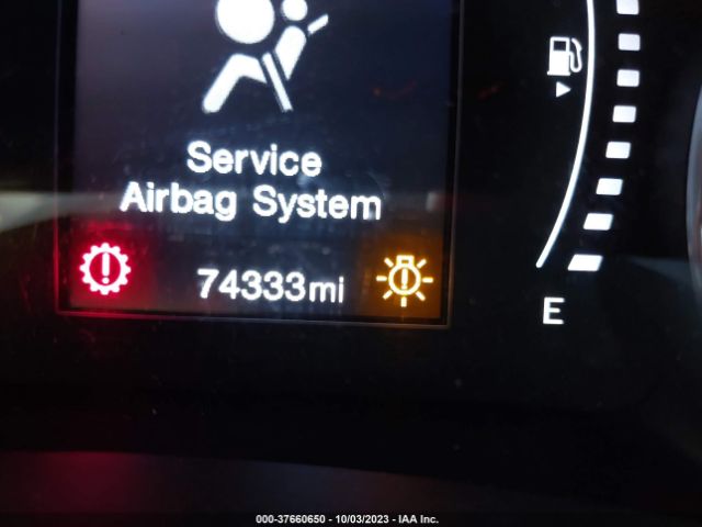 ZACCJBABXJPJ49949 Jeep Renegade Sport