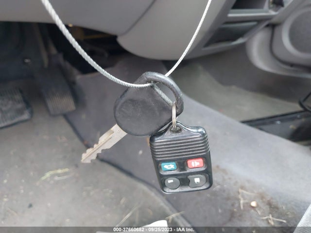 2003 FORD TAURUS 1FAFP55283G235096 Photo 10