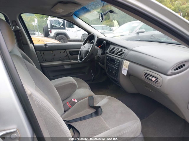 2003 FORD TAURUS 1FAFP55283G235096 Photo 4