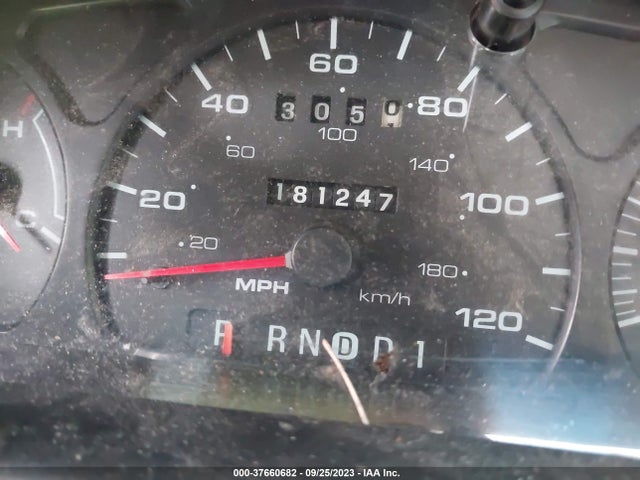 2003 FORD TAURUS 1FAFP55283G235096 Photo 6