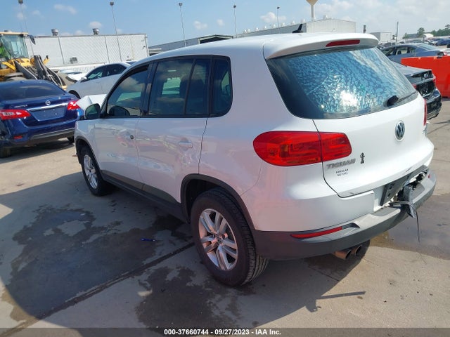 WVGAV3AX6EW558986 Volkswagen TIGUAN S