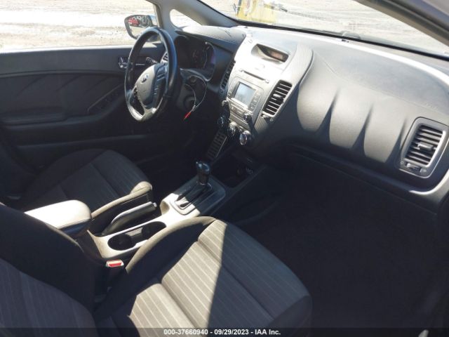 KNAFX5A85E5231832 KIA Forte 5-door Ex