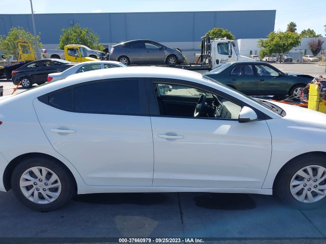 2019 HYUNDAI ELANTRA SE VIN: 5NPD74LF6KH438712