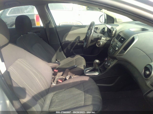 1G1JC5SH3E4178750 Chevrolet Sonic Lt Auto