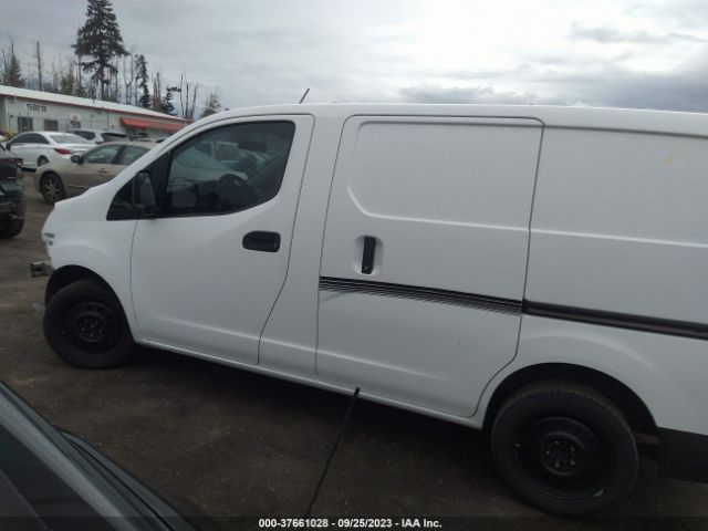3N6CM0KN8FK706643 Nissan Nv200 S/sv