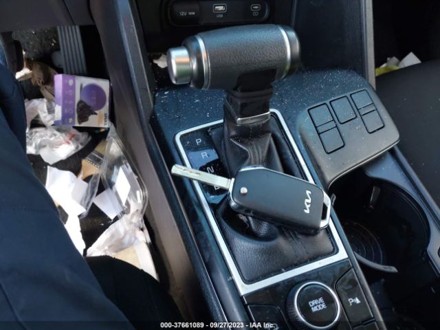 KNDPU3AF2P7035986 KIA Sportage Lx