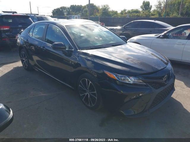 2018 4T1B11HK3JU065447 main image