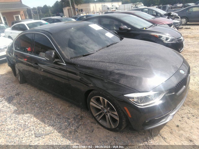 BMW 3 Series 330i 2018 WBA8B9G59JNV00436 Image 1