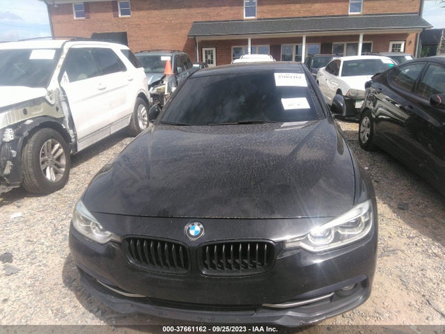 BMW 3 Series 330i 2018 WBA8B9G59JNV00436 Image 12