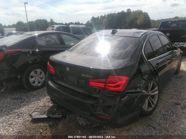 BMW 3 Series 330i 2018 WBA8B9G59JNV00436 Image 16