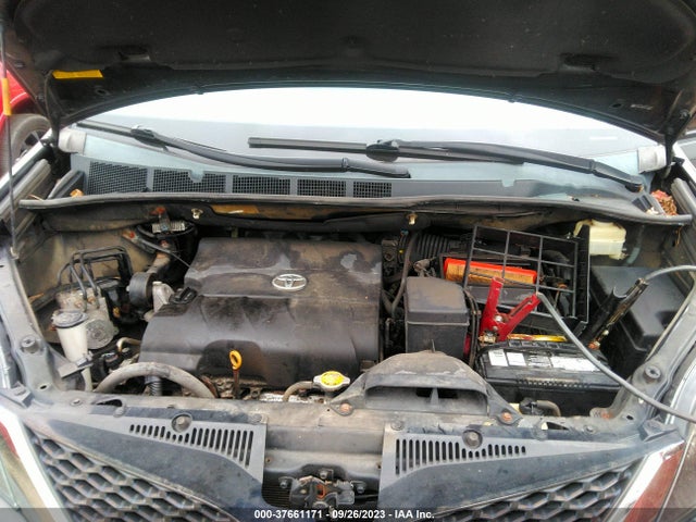 Toyota SIENNA SE 2014 5TDXK3DC5ES514932 Image 10
