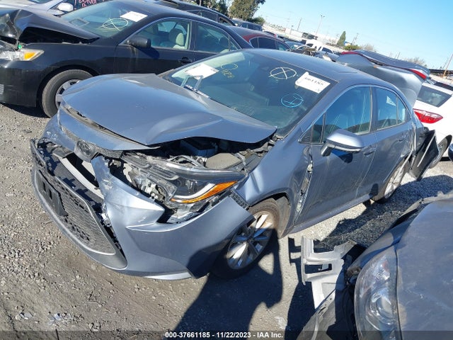 2022 TOYOTA COROLLA XLE VIN: 5YFFPMAE3NP309000