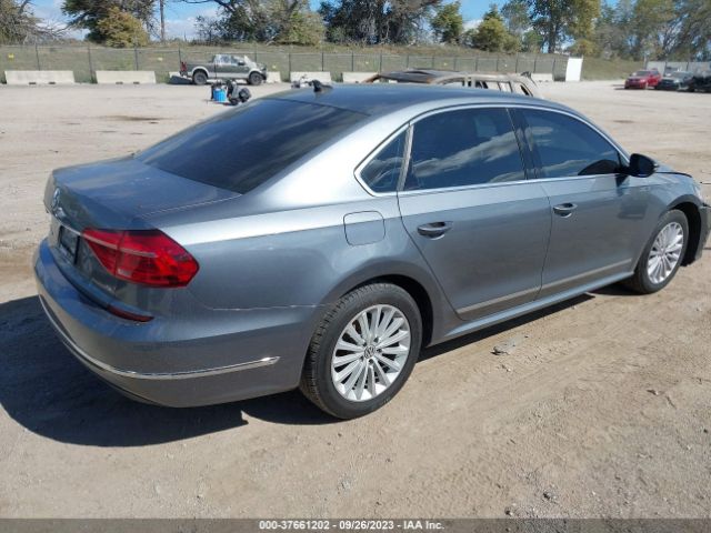 1VWBS7A32GC055432 Volkswagen Passat 1.8t Se
