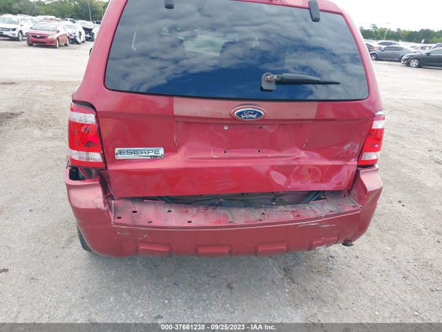 2009 FORD ESCAPE XLT VIN: 1FMCU03G19KA86071